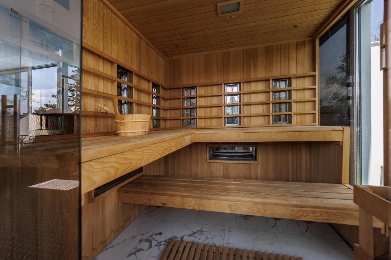 Villa Bauhaus Wellness Apartments 207 - Petiteplage 希欧福克 外观 照片